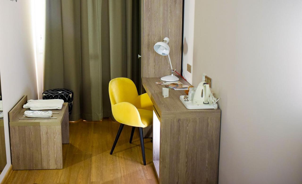 Le Louvre Hotel & Spa Антананариву Экстерьер фото