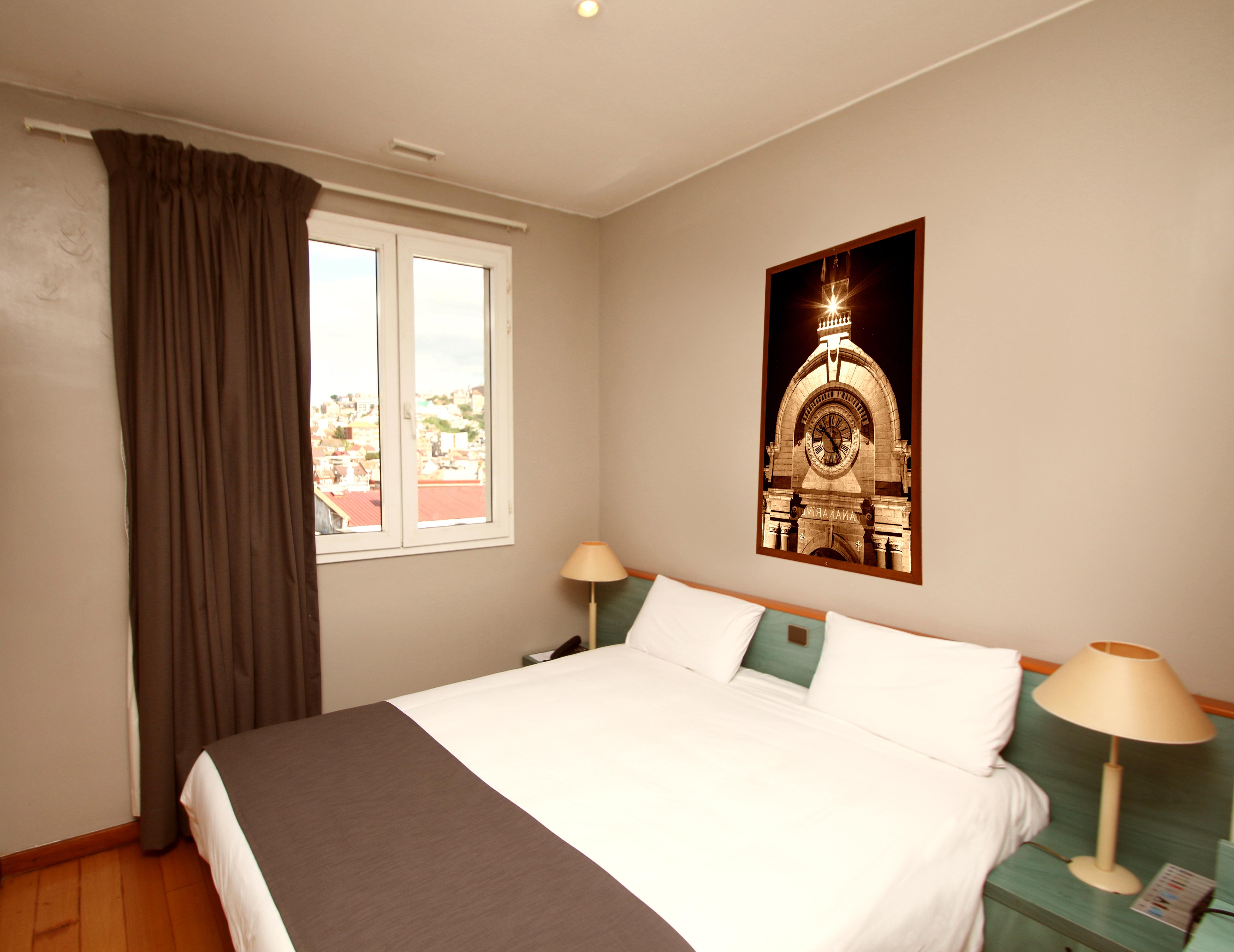 Le Louvre Hotel & Spa Антананариву Экстерьер фото